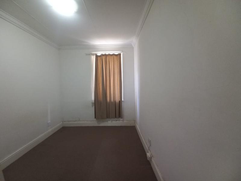 To Let 2 Bedroom Property for Rent in Grahamstown Eastern Cape